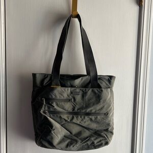 Women’s gray Baggallini Tote Bag with Front Zippers